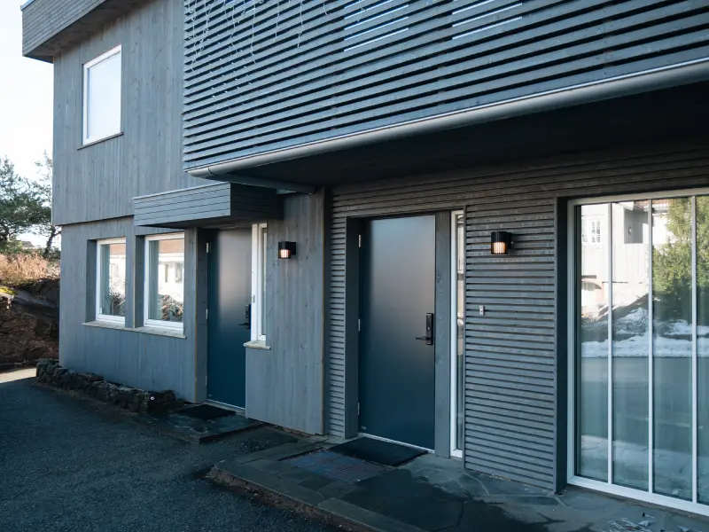 Renovering av eldre bolig — nytt inngangsparti